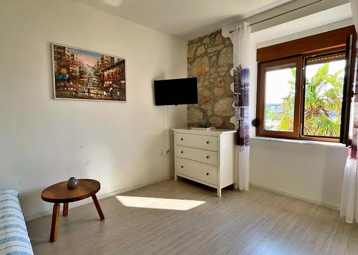 Appartement Gorisek Mit Meerblick By Interhome