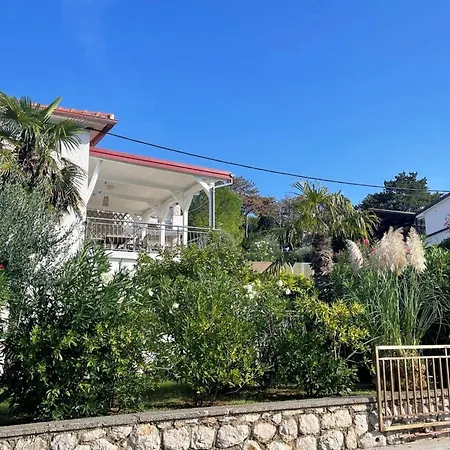 아파트 Gorisek Mit Meerblick By Interhome